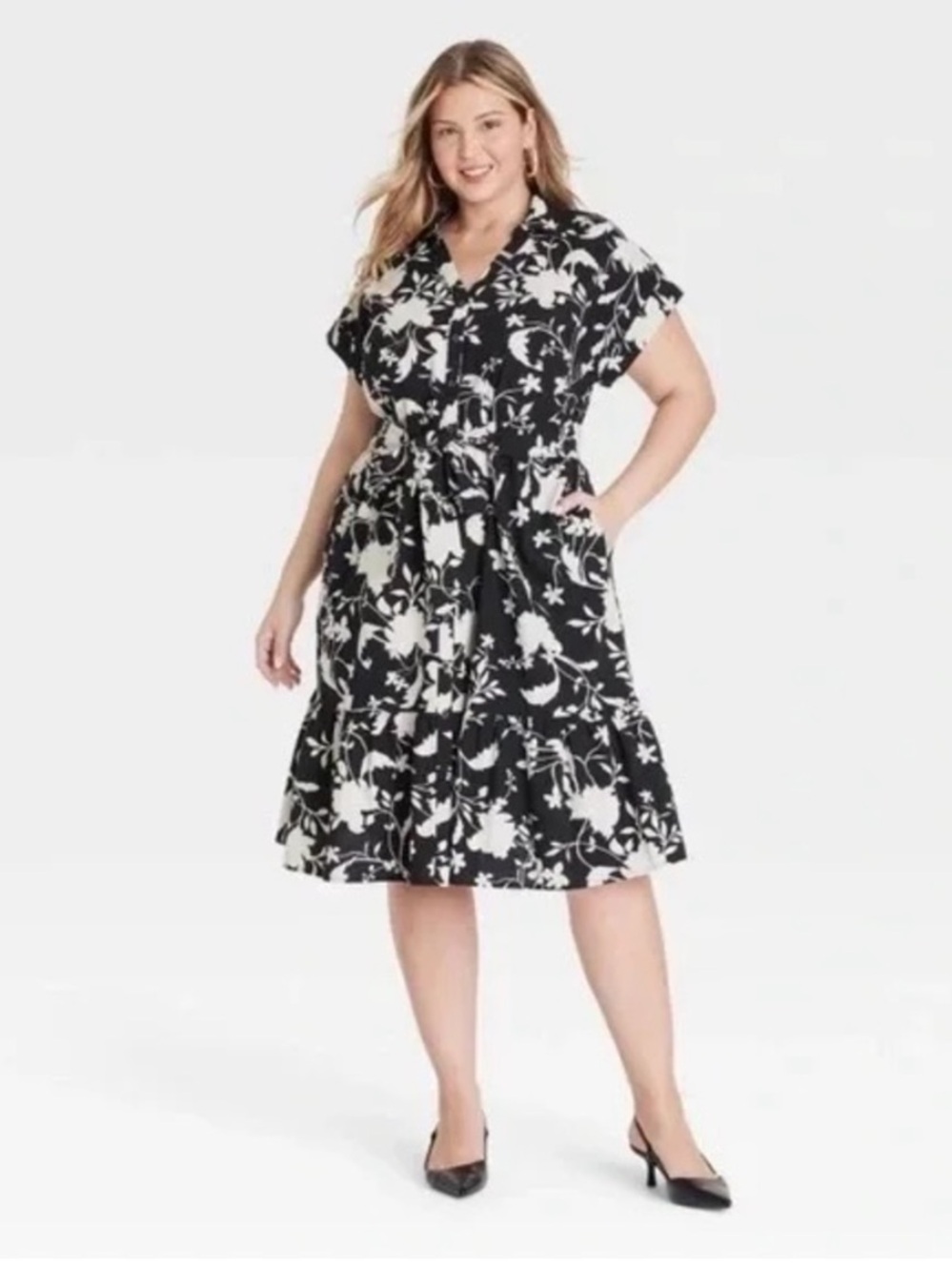 Women’s Ava Viv Button Down Short Sleeves Belt Floral Black & Cream 2X